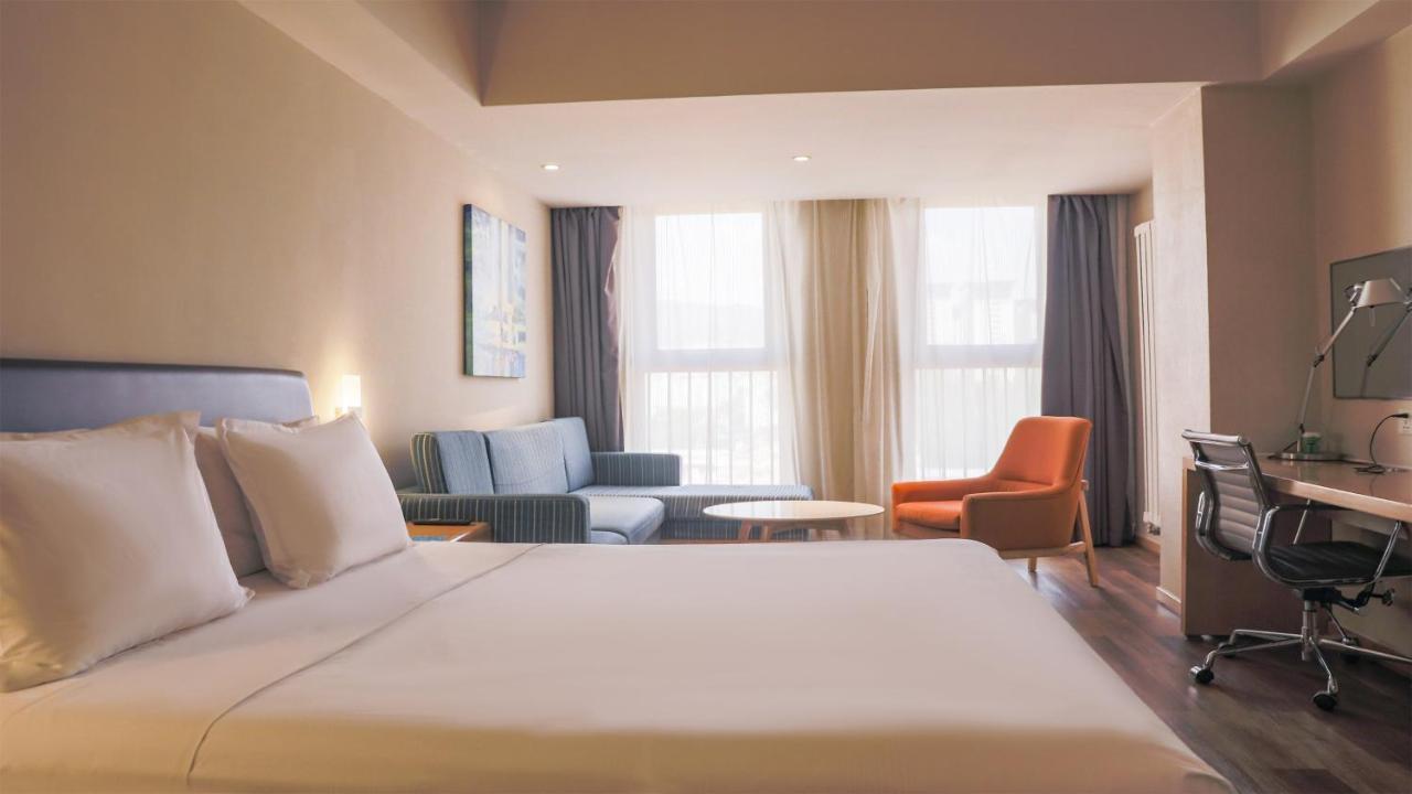 Holiday Inn Express Zhangjiakou Park View, An Ihg Hotel Exteriér fotografie